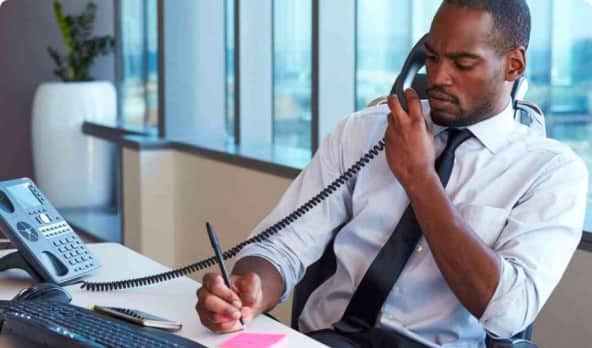 virtual receptionist taking notes